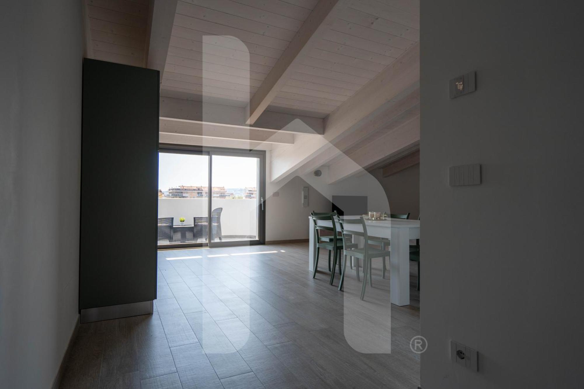 Homiday - Waterfront Montesilvano Marina מראה חיצוני תמונה