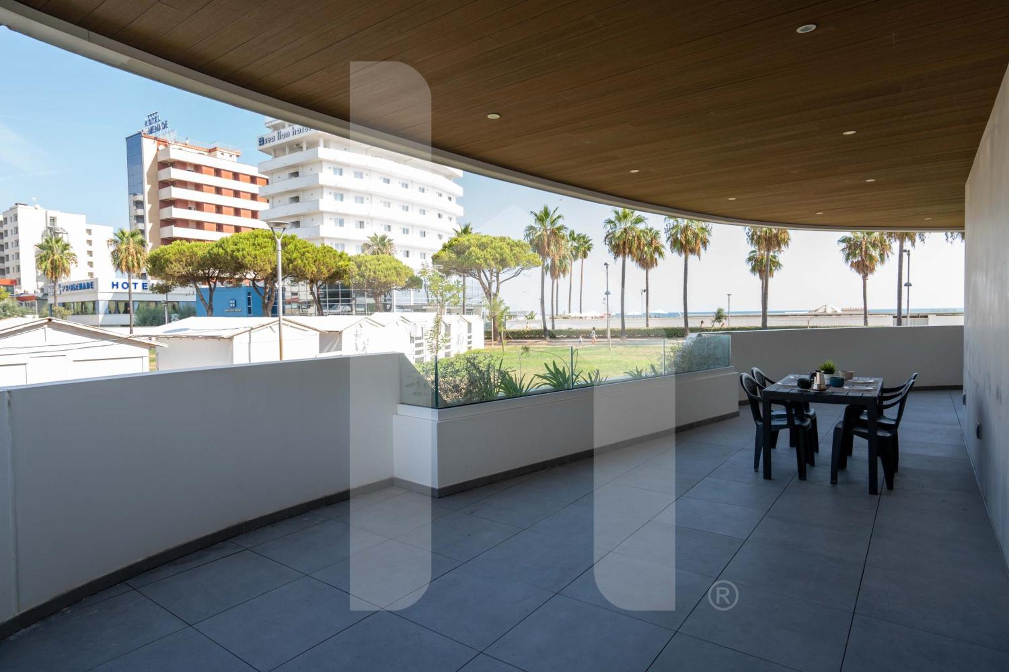 Homiday - Waterfront Montesilvano Marina מראה חיצוני תמונה